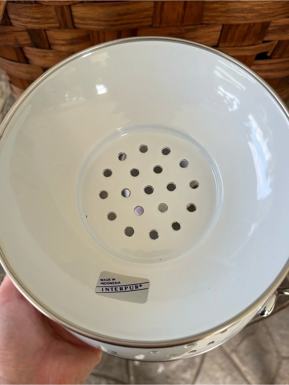 Interpur vintage white